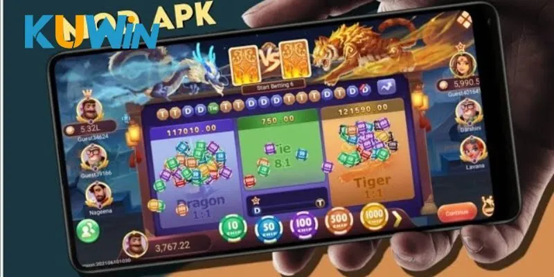 Cách chơi Rummy Gold - Quan sát đối thủ kỹ lưỡng